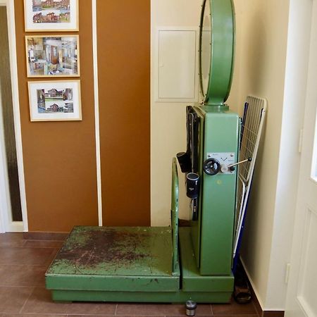 Apartmán Urlaubsbahnhof-Stellwerk Lauterbach  Exteriér fotografie